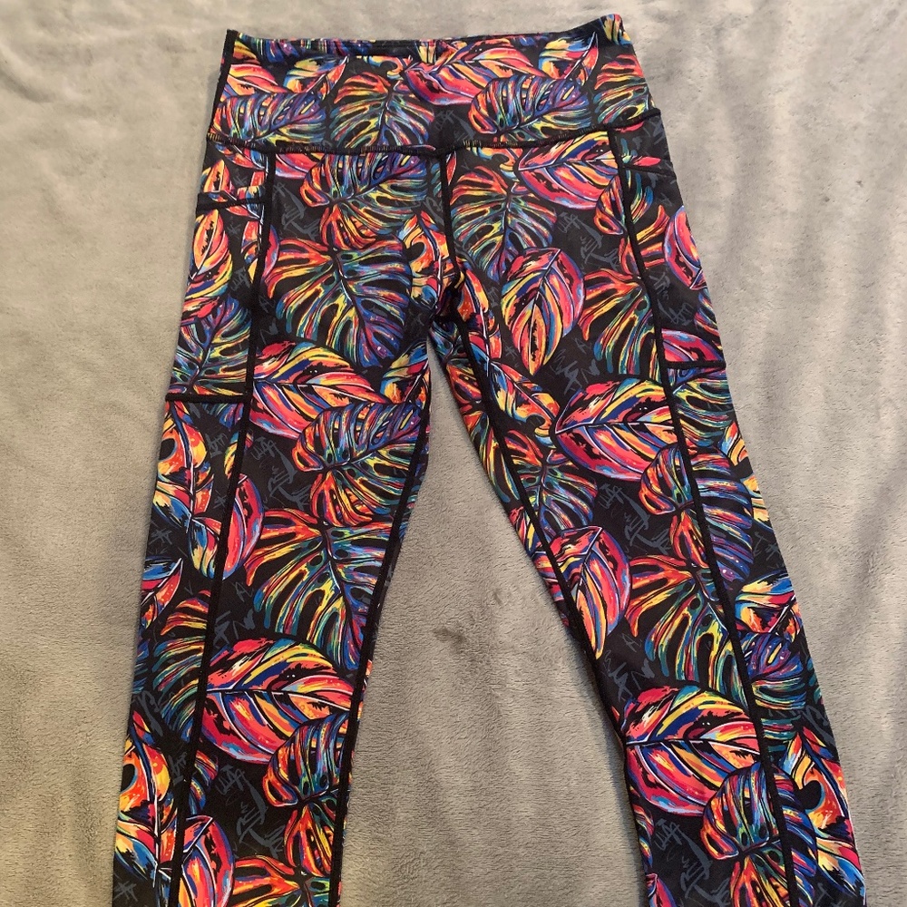 CVG workout capris